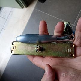 SET 8 MANIGLIE OLIVARI