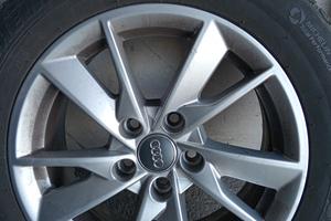 quattro cerchi originali audi da 16 con gomme inve