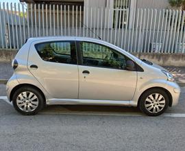 Toyota aygo 2010 - 64.000 km