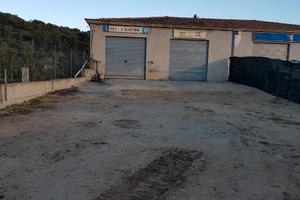 Tortolì locale per artigiani e commercianti regola