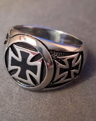 ANELLO  "BIKERS"  CON CROCE  IN RESINA EPOSSIDICA