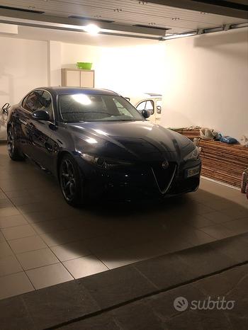 Alfa Romeo Giulia 2.2 180cv