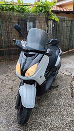 Xmax 250
