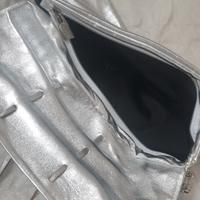 Pochette donna.