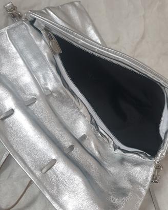 Pochette donna.