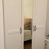 Armadio 3 ante + specchio Ikea