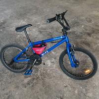 Bmx bambino Btwin WIPE 500 20 POLLICI