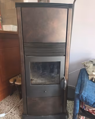 Carinci Termocamino 22 Kw - a Legna - AcquaPlus