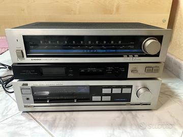 Sintonizzatore Pioneer TX-520 AM/FM