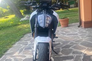 KTM duke 125 2020