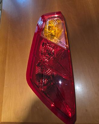 Fanale Post.  Fiat Grande Punto 