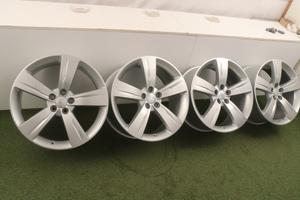 Cerchi in lega Range Rover Evoque Discovery Sport 