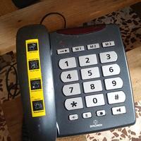 Cordles e telefono a lettere grandi 