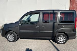 Doblo 5 posti benzina metano