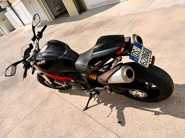 Ducati Monster 796
