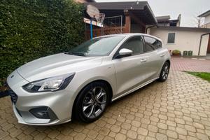 Ford focus st line