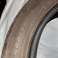 Gomme auto