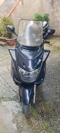 Yamaha majesty 250