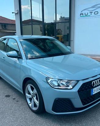 Audi A1 25 1.0 tfsi Admired my20