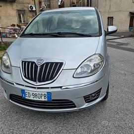 Lancia musa 1.3mjt 90cv poltrona frau