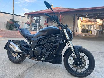 Benelli 502 C 3800 km ABS passaggio incluso