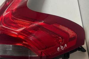 Fanale posteriore dx led volvo v40 cross country 3