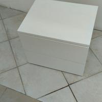 comò comodino specchio