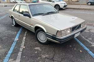 VOLVO Serie 700 - 1989