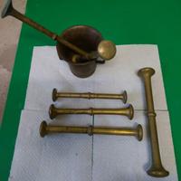Mortaio e pestelli in bronzo