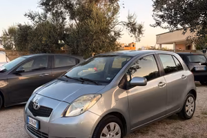 Toyota Yaris 1.3 5 porte in buonissimee condizioni