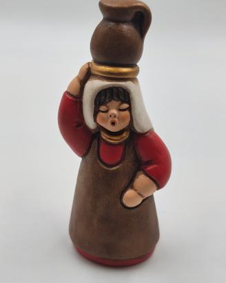 Presepe Thun donna con anfora
