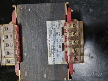 Trasformatore di isolamento legrand
