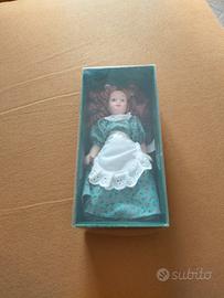 Bambola Porcellana Dolls House