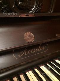 Pianoforte verticale