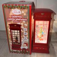 Cabina telefonica natalizia luminosa