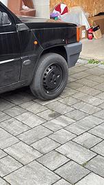 Cerchi gommati panda 141