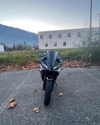 Yzf r 125