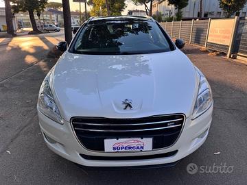 Peugeot 5008 1.6 e-HDi 115CV S&S garanzia 12 mesi
