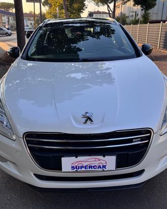 Peugeot 5008 1.6 e-HDi 115CV S&S garanzia 12 mesi