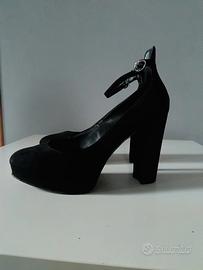 Scarpe da donna in camoscio 
