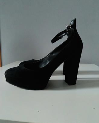 Scarpe da donna in camoscio 