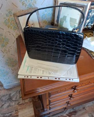 Borsa in coccodrillo