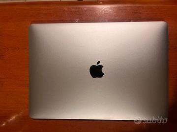 Macbook air m1 2021