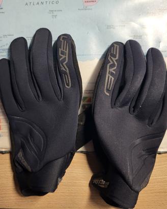 Guanti five neo