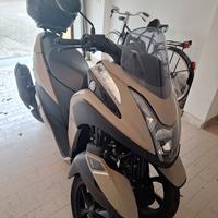 scooter Yamaha Tricity 155