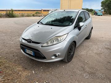 Ford fiesta titanium