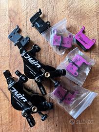 Coppia pinze mecc/idrauliche