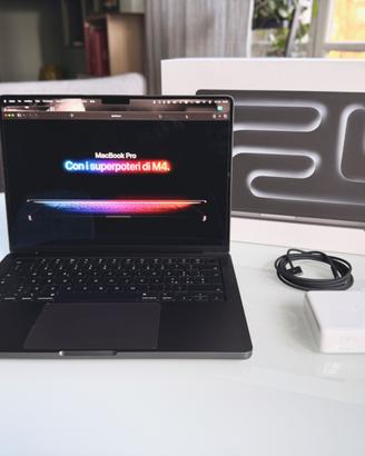 MacBook Pro 14" M4 Max 36GB/1TB Nero - AppleCare+