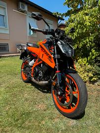 Ktm duke 390 800km pari al nuovo