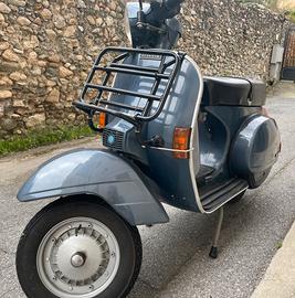 Vespa P200E